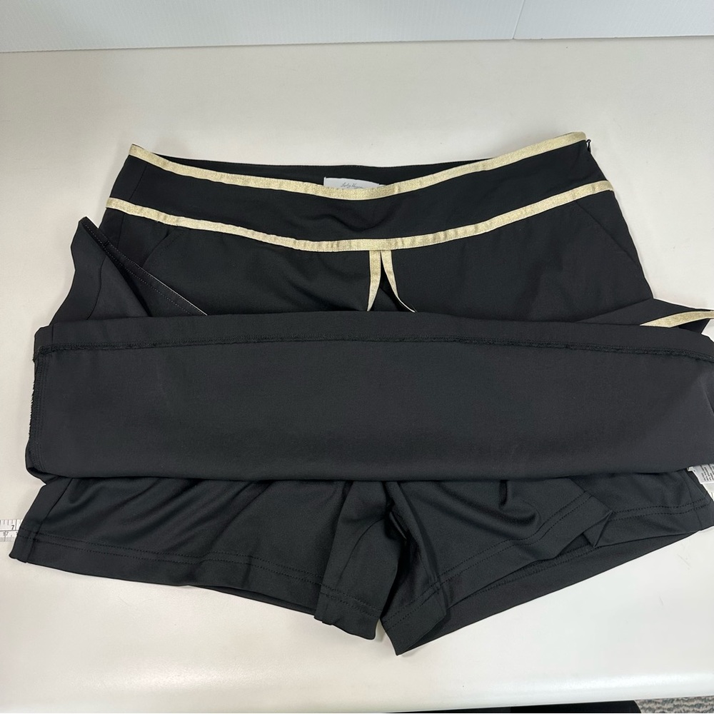 LADY HAGEN Golf Skort Size 10 Black Gold Metallic Trim 3 Pockets Side Zip - Picture 6 of 11